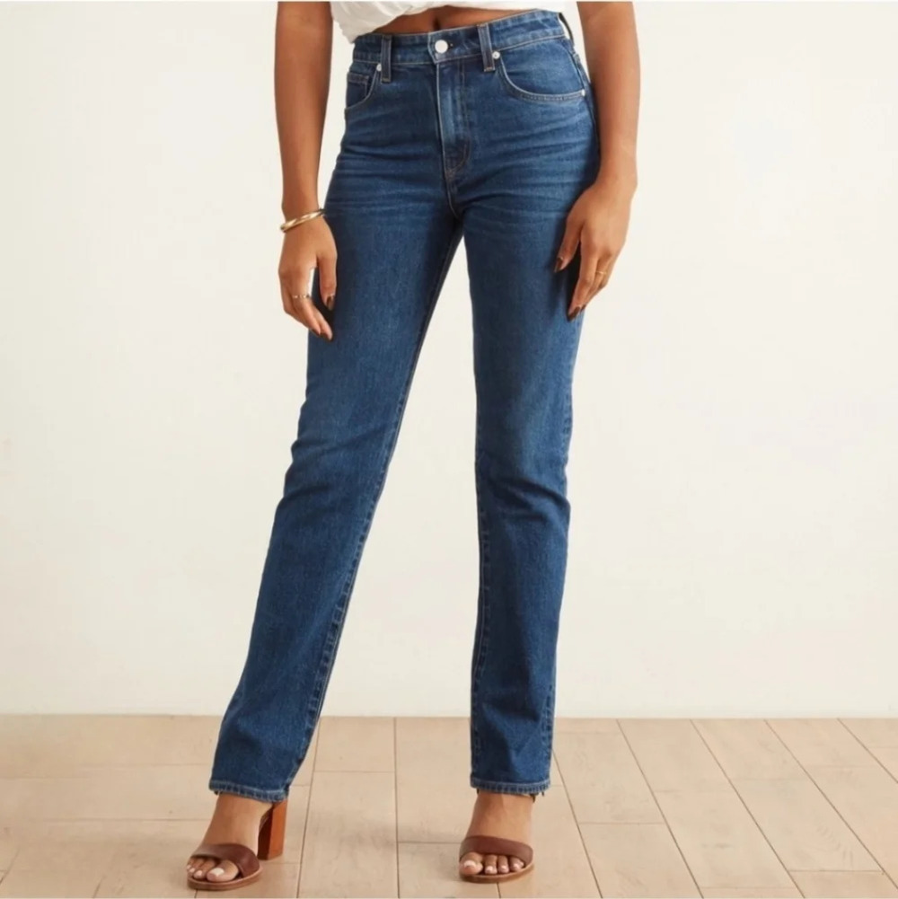 CQY Candid Straight Leg Jeans